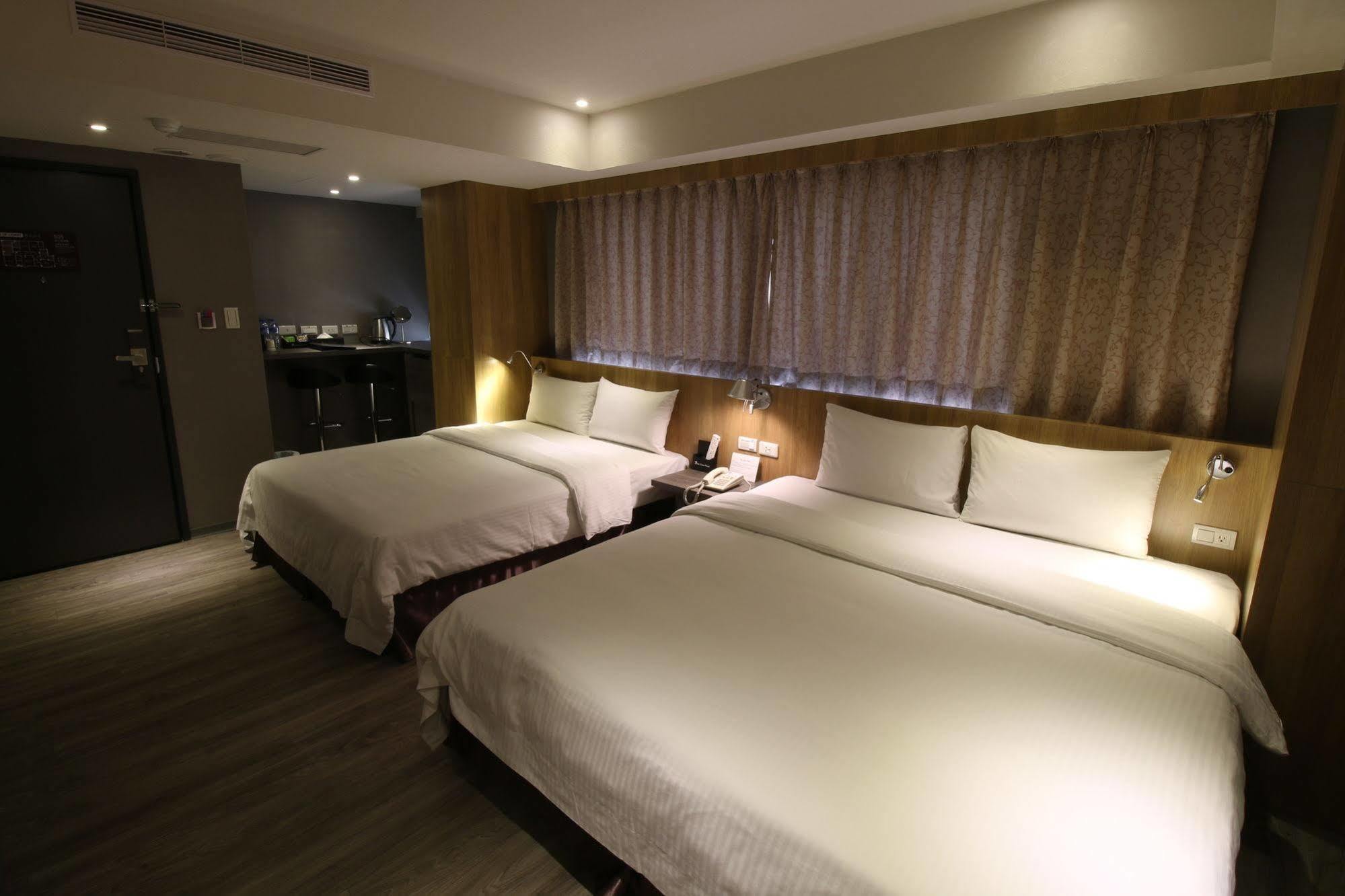 גאושיונג Blue Coast Hotel מראה חיצוני תמונה