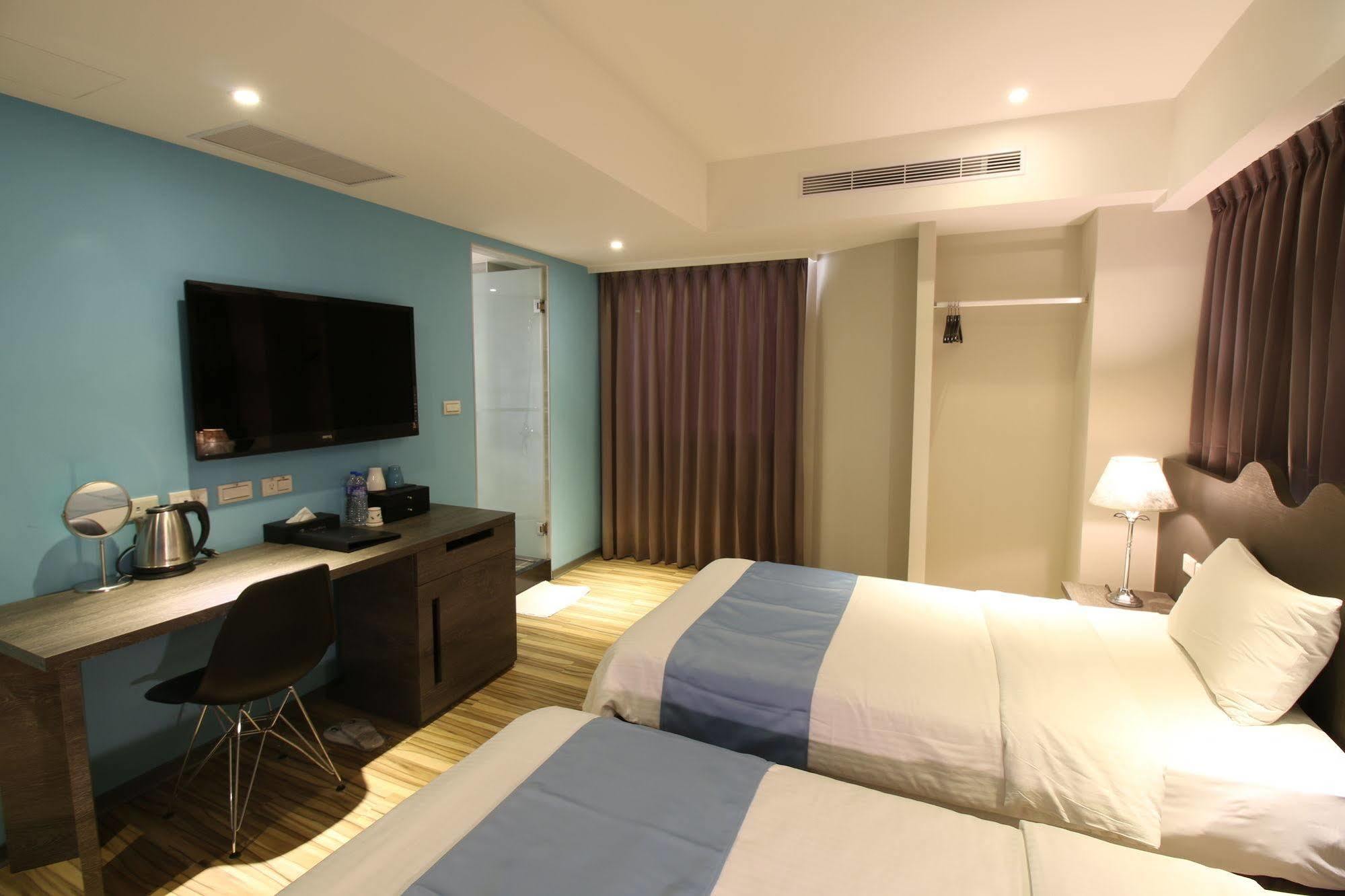 גאושיונג Blue Coast Hotel מראה חיצוני תמונה