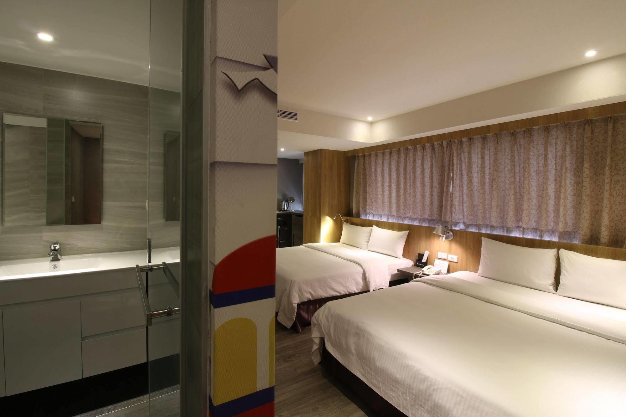 גאושיונג Blue Coast Hotel מראה חיצוני תמונה