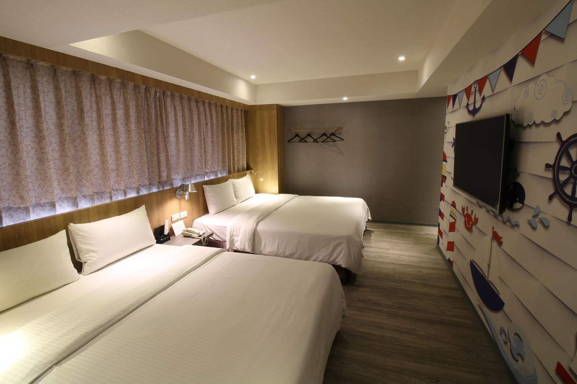 גאושיונג Blue Coast Hotel מראה חיצוני תמונה
