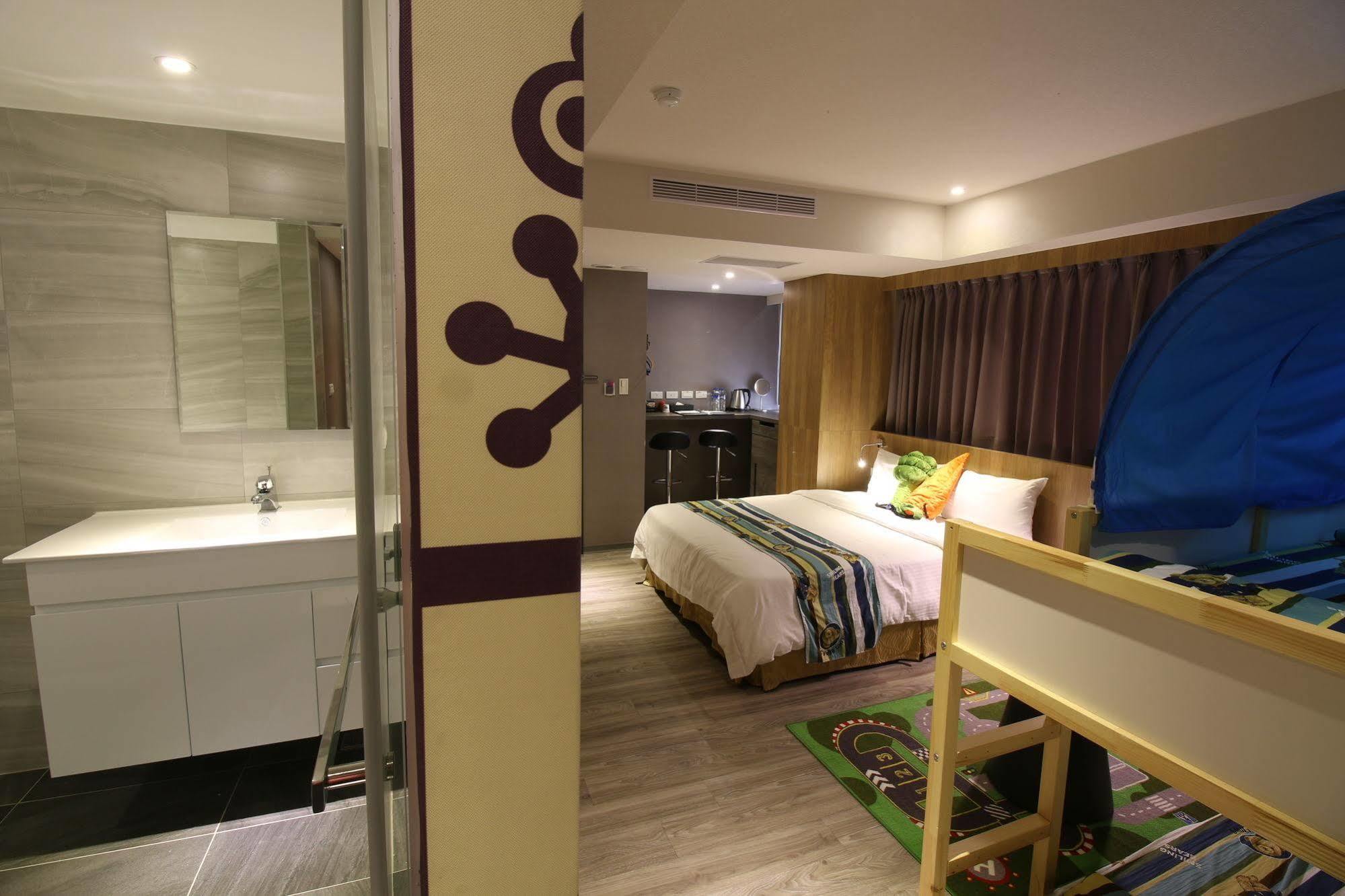 גאושיונג Blue Coast Hotel מראה חיצוני תמונה
